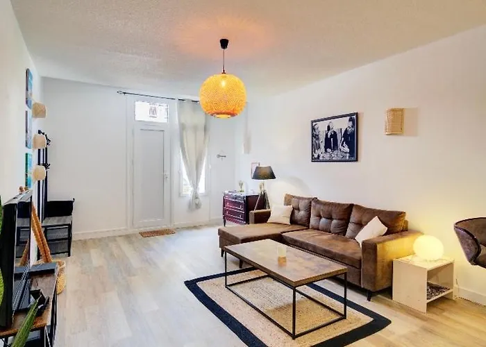 Avec Exterieur Privatif Apartman